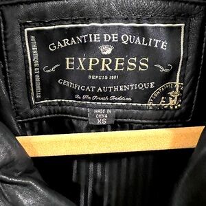 This motorcycle jacket is soft like butter, leather, size extra small,